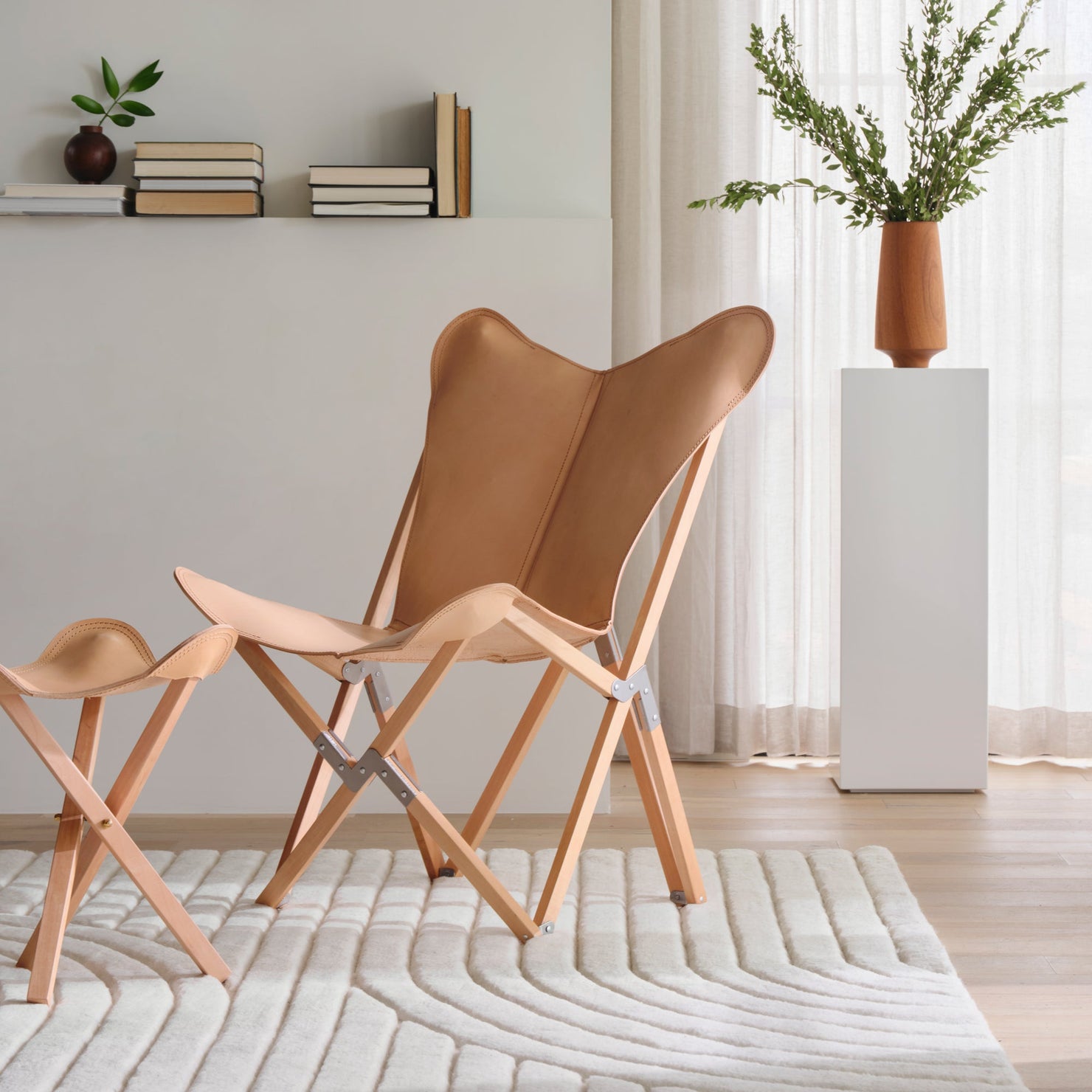 Palermo Tripolina Chairs + Ottoman