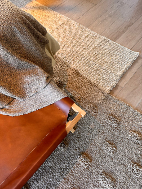 巴勒莫床凳（灵感源自1880年芬比军用床的历史设计）