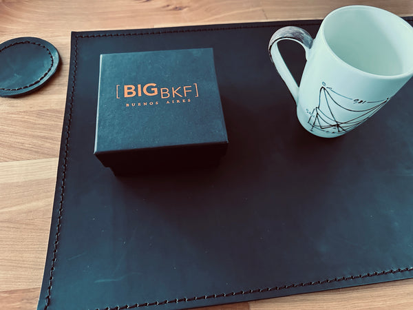 手工皮革餐垫 12x18 英寸 – 植物鞣制全粒面餐桌垫，优质礼品