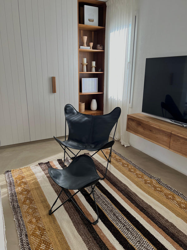 VAQUETA LEATHER BUTTERFLY CHAIR WITH OTTOMAN