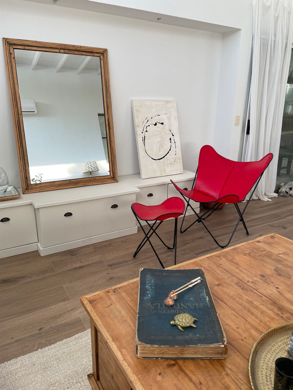 Polo 皮革蝴蝶椅带脚凳