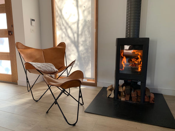 Polo 皮革蝴蝶椅带脚凳