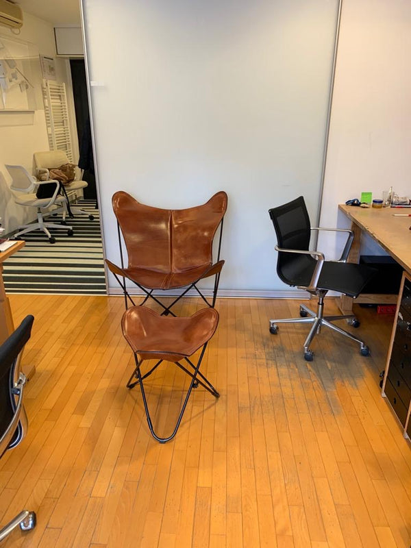 Polo 皮革蝴蝶椅带脚凳