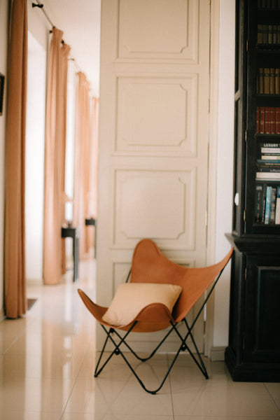 VAQUETA LONDON LEATHER BUTTERFLY CHAIR