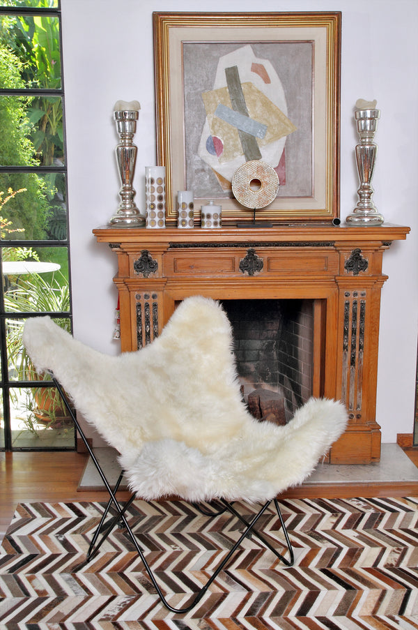 PATAGONIA WHITE WILD OR SHORN SHEEPSKIN BUTTERFLY CHAIR
